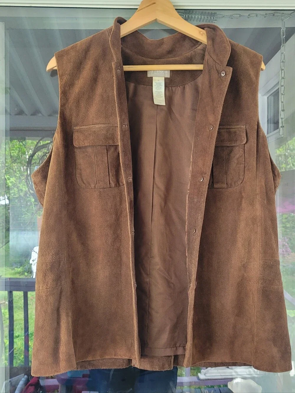 Vintage Brown Suede Vest Large Timeless Western Cowgirl Chic Button Front
